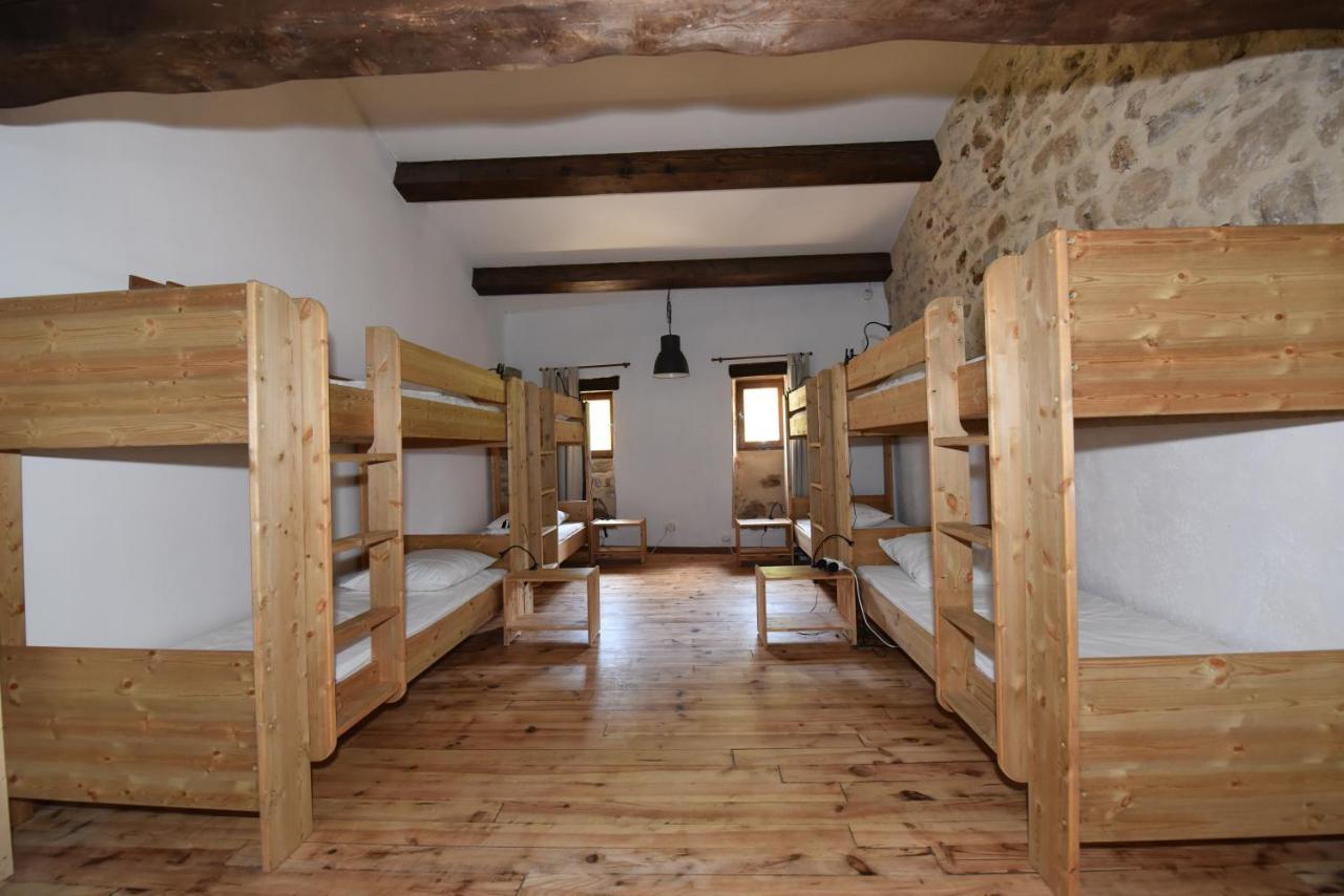 Bed and breakfast De La Tour *