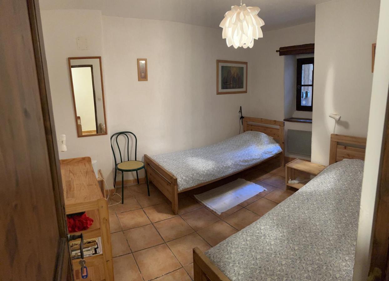 Bed and breakfast De La Tour *