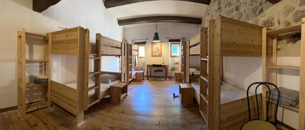 Bed and breakfast De La Tour *